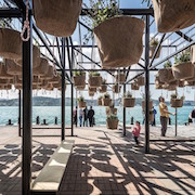 SO? architecture and ideas propone colgar la vegetación para la plaza de Ortaköy en Estambul